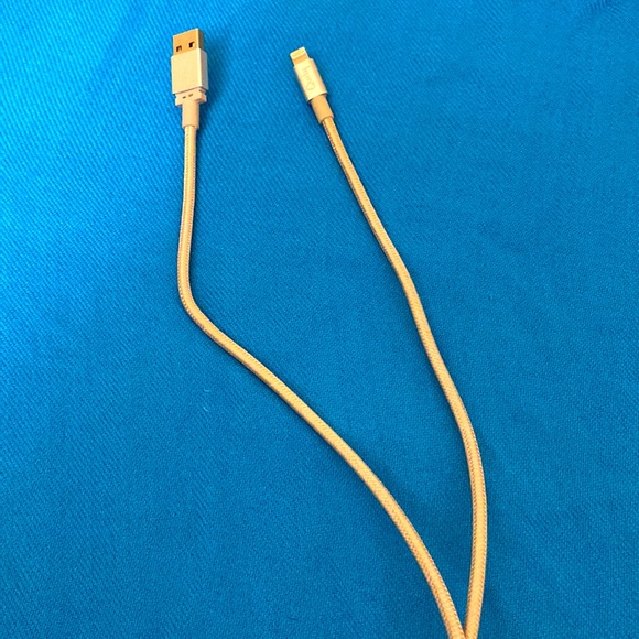 ONLY ONE! iPhone Lightning to USB Cable - Picture 4 of 5